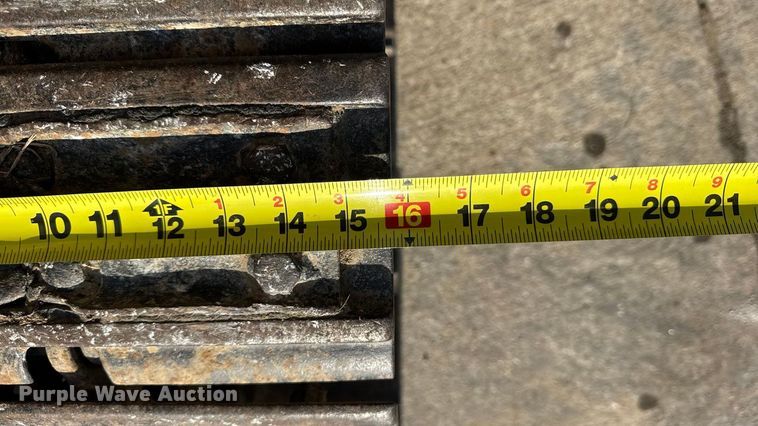 image for item EN0699 2002 Caterpillar 305 CR mini excavator