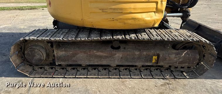 image for item EN0699 2002 Caterpillar 305 CR mini excavator