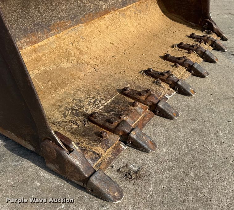 image for item EN0700 1997 Caterpillar 953C track loader