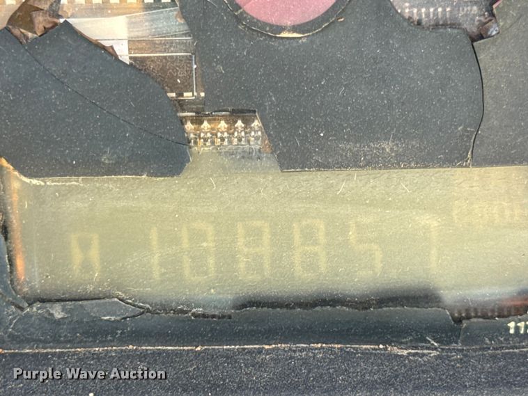 image for item EN0700 1997 Caterpillar 953C track loader