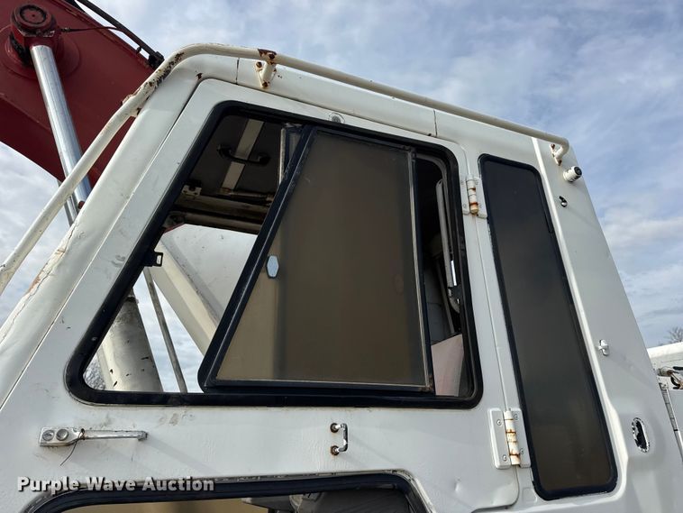 image for item EN0701 Link-Belt LS3400CII excavator