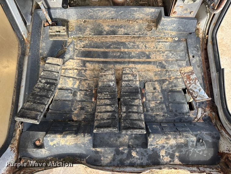 image for item EN0701 Link-Belt LS3400CII excavator