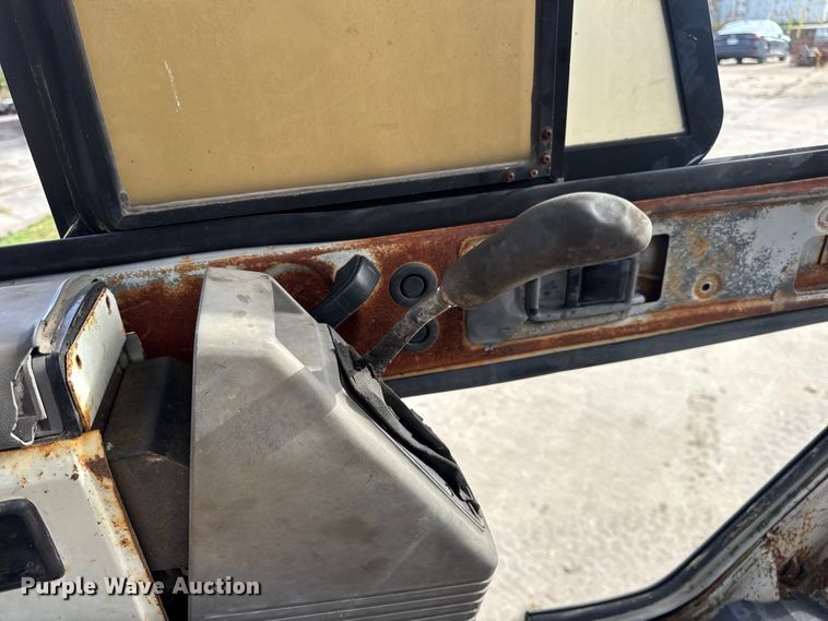 image for item EN0701 Link-Belt LS3400CII excavator