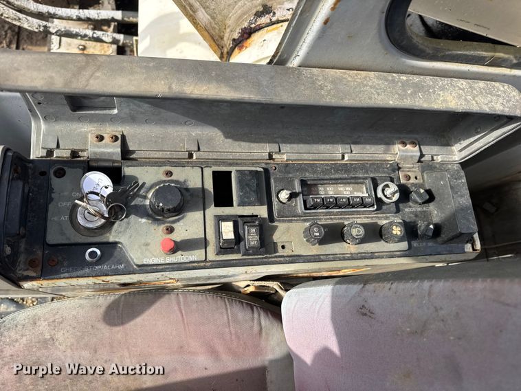 image for item EN0701 Link-Belt LS3400CII excavator