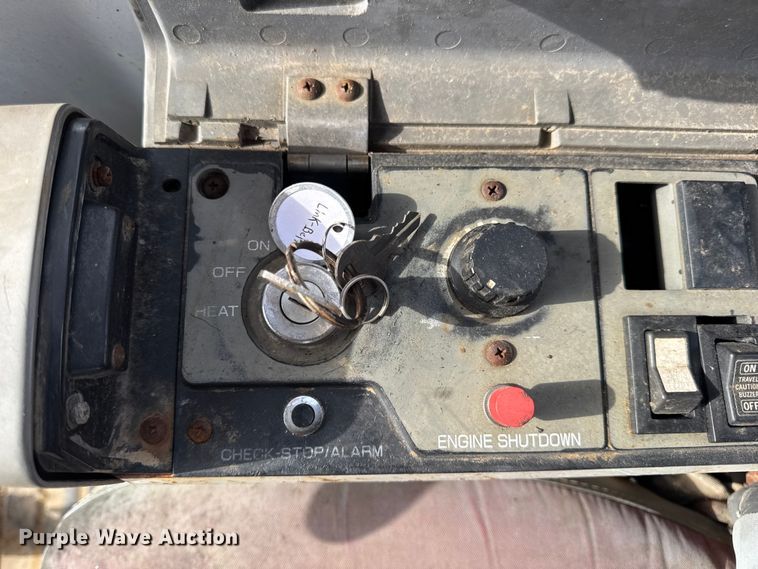 image for item EN0701 Link-Belt LS3400CII excavator