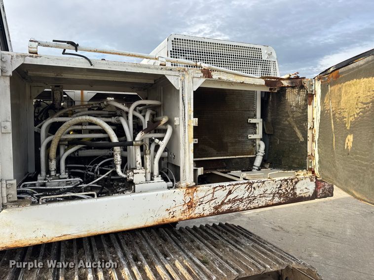 image for item EN0701 Link-Belt LS3400CII excavator