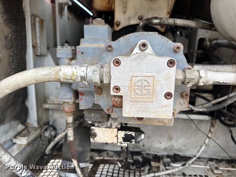 image for item EN0701 Link-Belt LS3400CII excavator