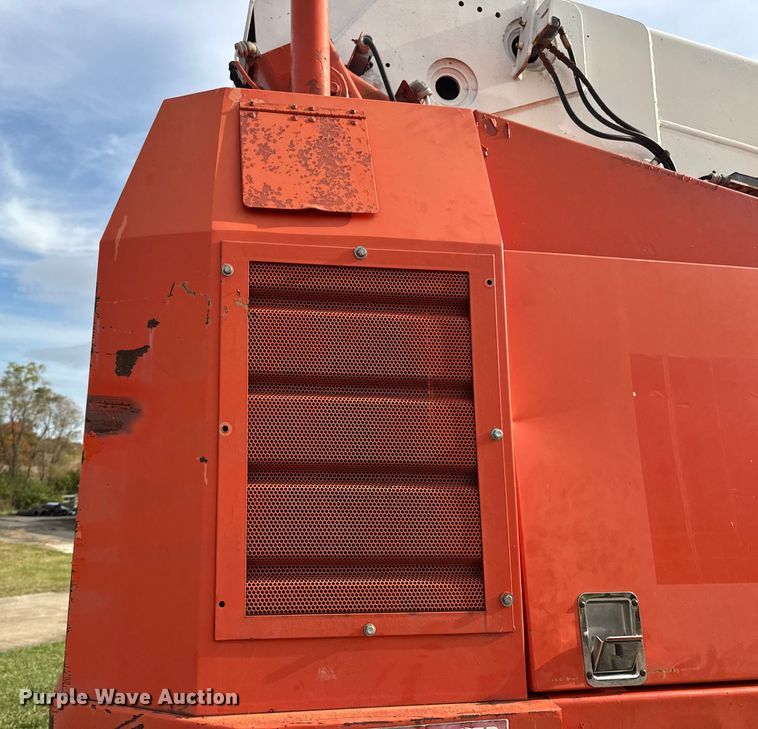 image for item EN0702 Snorkelift TB-120RDZ boom lift