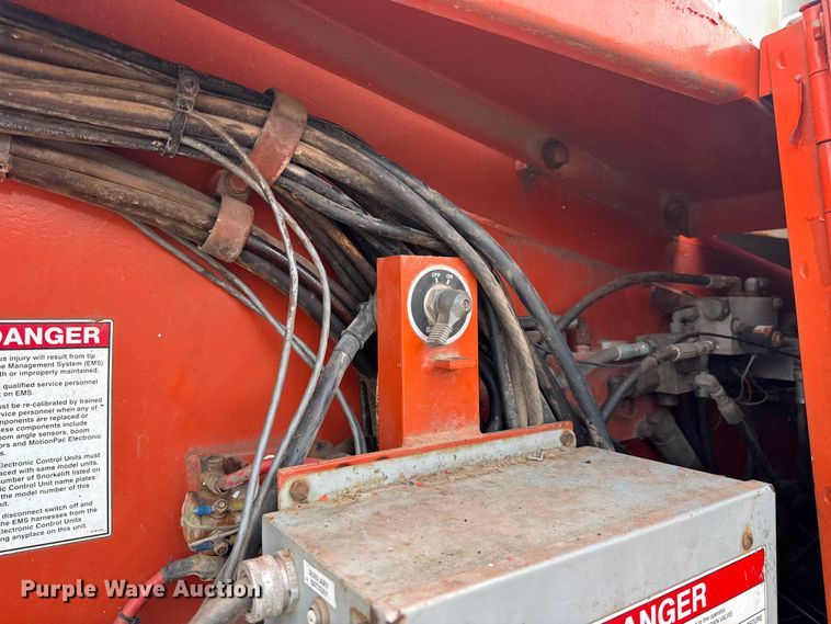 image for item EN0702 Snorkelift TB-120RDZ boom lift