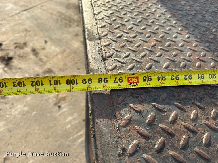 image for item EN0706 1986 Ford L9000 crane truck