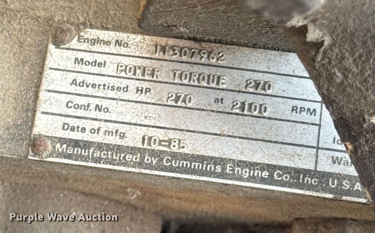 image for item EN0706 1986 Ford L9000 crane truck