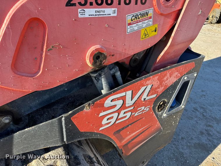 image for item EN0710 Kubota SVL95-2S tracked skid steer loader