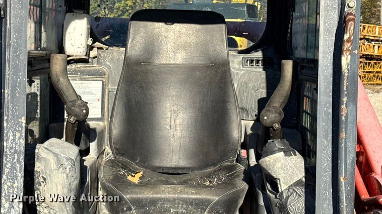 image for item EN0710 Kubota SVL95-2S tracked skid steer loader