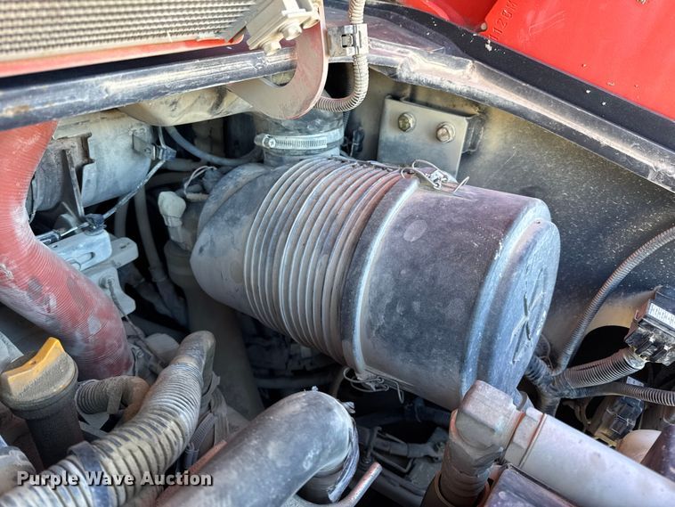 image for item EN0710 Kubota SVL95-2S tracked skid steer loader