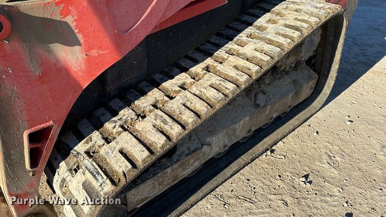 image for item EN0710 Kubota SVL95-2S tracked skid steer loader