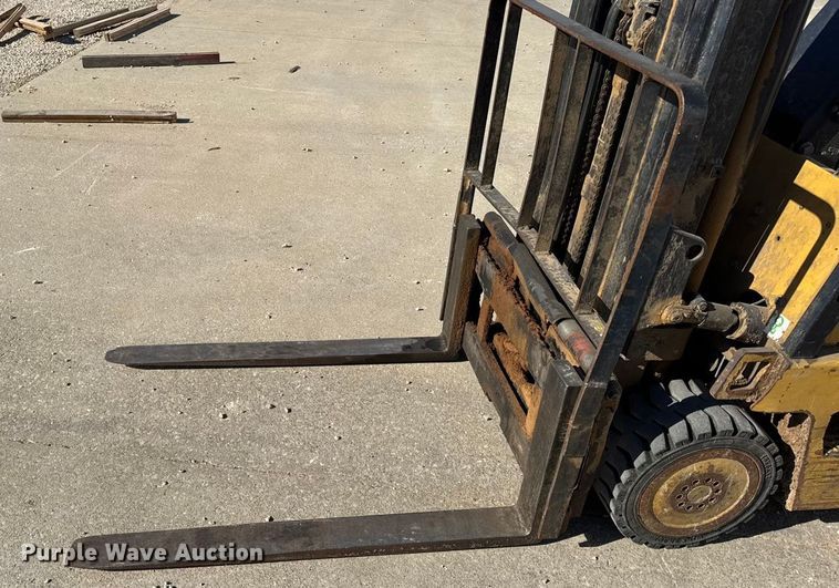 image for item EN0712 Daewoo GC25S-2 forklift