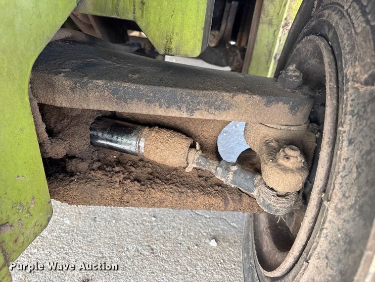 image for item EN0713 Clark CGP40 forklift