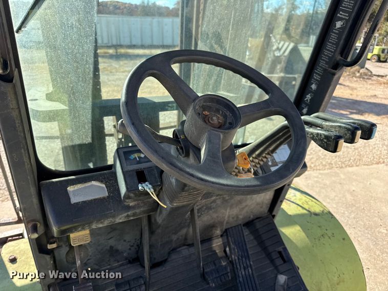 image for item EN0713 Clark CGP40 forklift