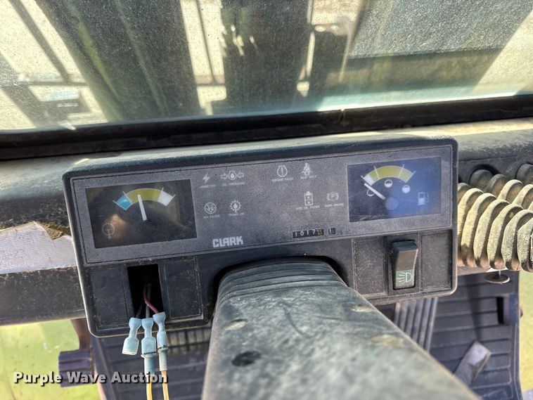 image for item EN0713 Clark CGP40 forklift