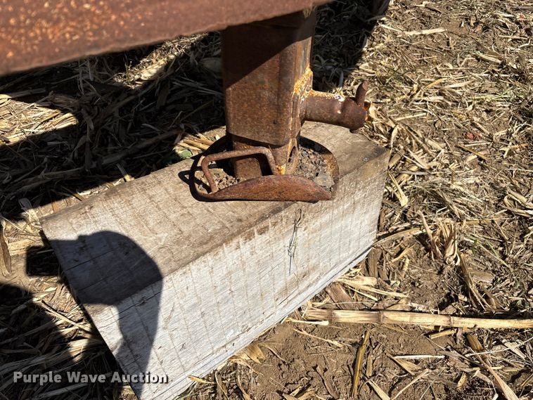 image for item EN5663 1994 Kiefer reel trailer