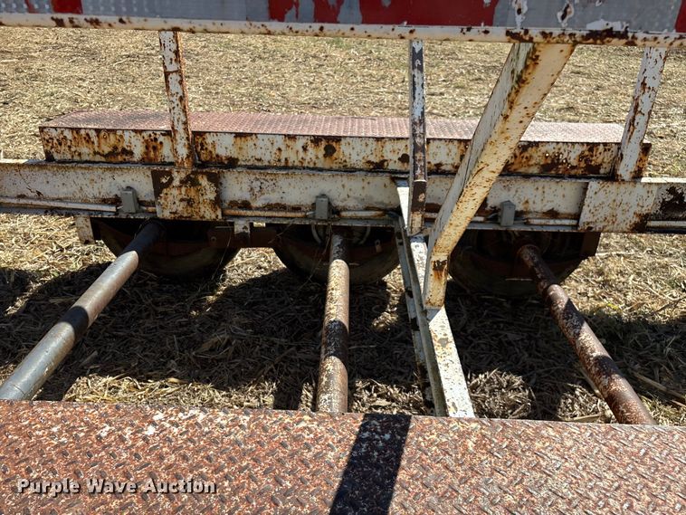 image for item EN5663 1994 Kiefer reel trailer