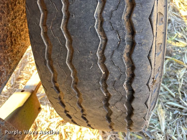 image for item EN5663 1994 Kiefer reel trailer