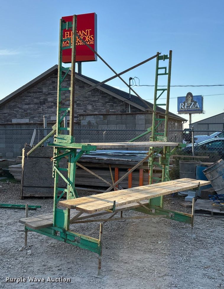 image for item EN5725 (8) sets of scaffolding