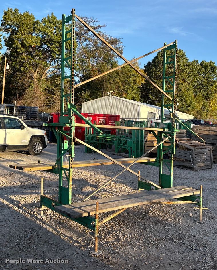 image for item EN5725 (8) sets of scaffolding