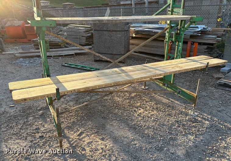image for item EN5725 (8) sets of scaffolding