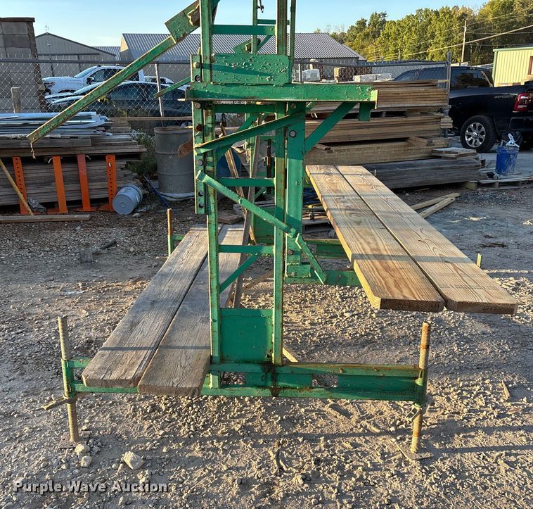 image for item EN5725 (8) sets of scaffolding