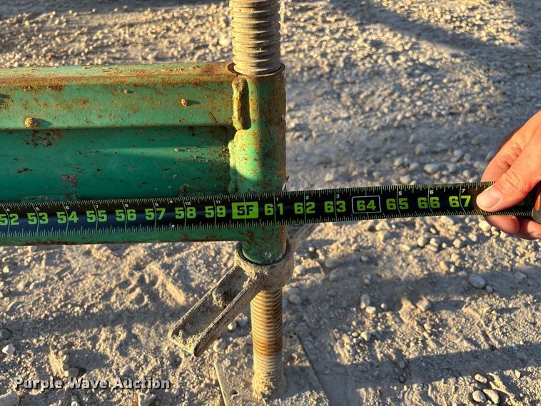 image for item EN5725 (8) sets of scaffolding