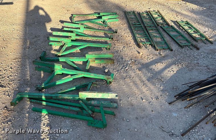 image for item EN5725 (8) sets of scaffolding