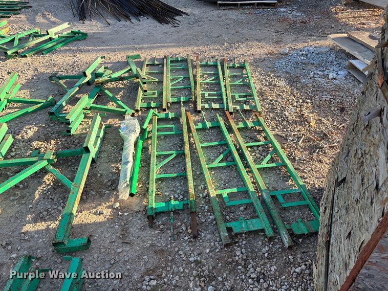 image for item EN5725 (8) sets of scaffolding