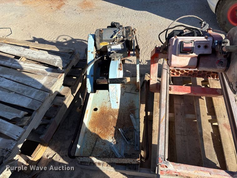 image for item EN5726 Tools