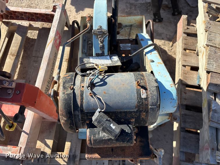 image for item EN5726 Tools