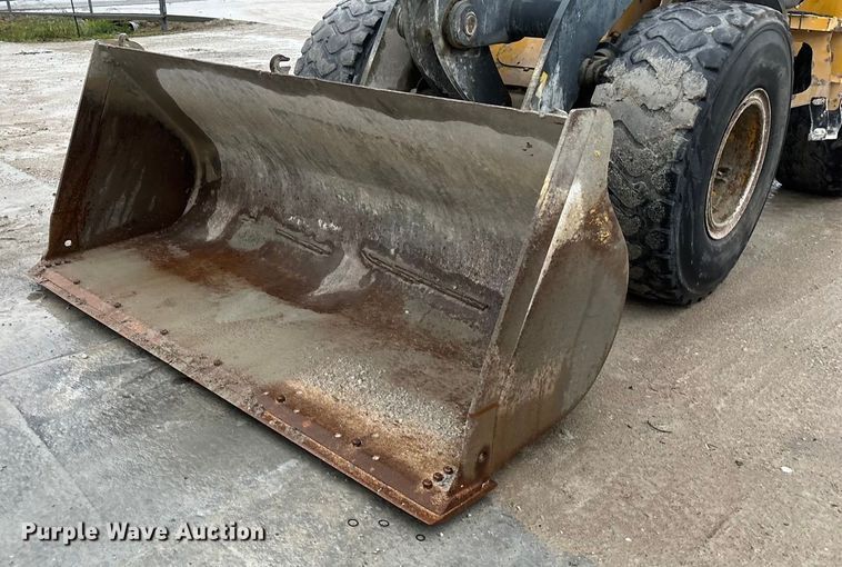 image for item EN5745 2010 John Deere 544K wheel loader