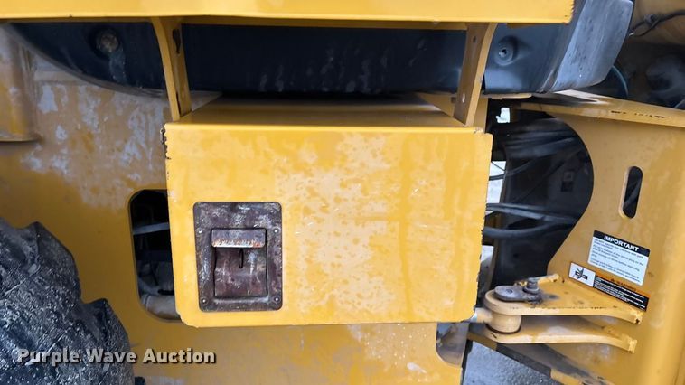 image for item EN5745 2010 John Deere 544K wheel loader