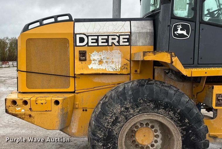 image for item EN5745 2010 John Deere 544K wheel loader
