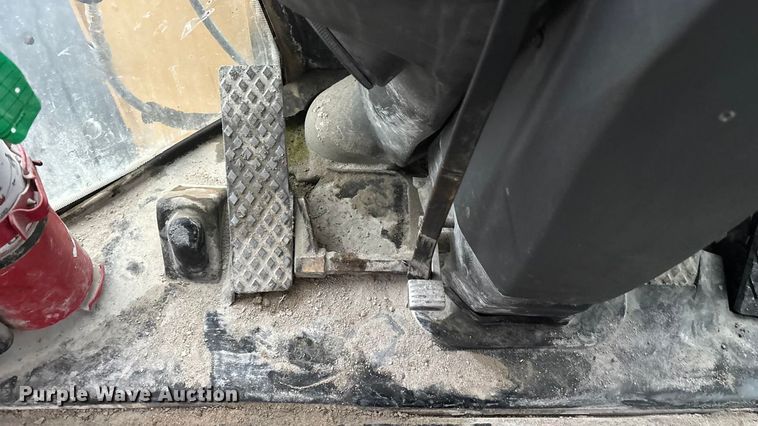 image for item EN5745 2010 John Deere 544K wheel loader