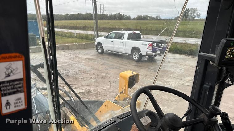 image for item EN5745 2010 John Deere 544K wheel loader