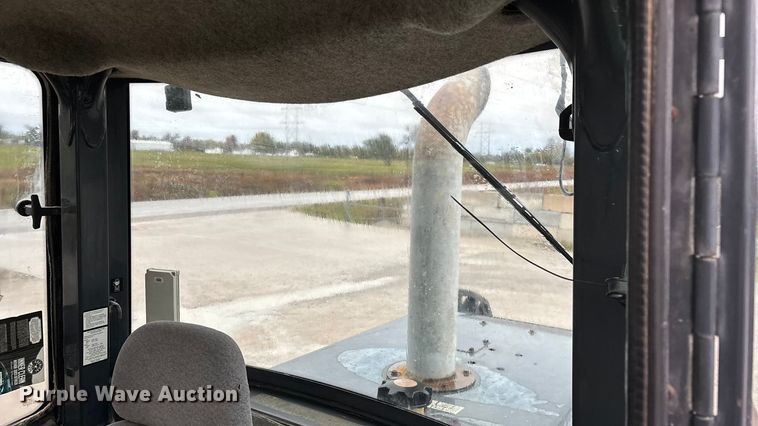 image for item EN5745 2010 John Deere 544K wheel loader