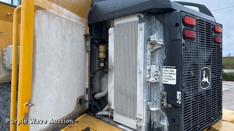 image for item EN5745 2010 John Deere 544K wheel loader