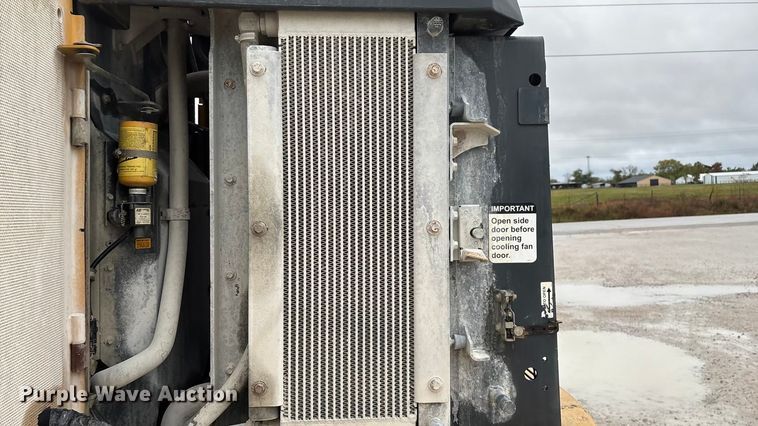 image for item EN5745 2010 John Deere 544K wheel loader