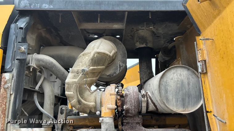 image for item EN5745 2010 John Deere 544K wheel loader