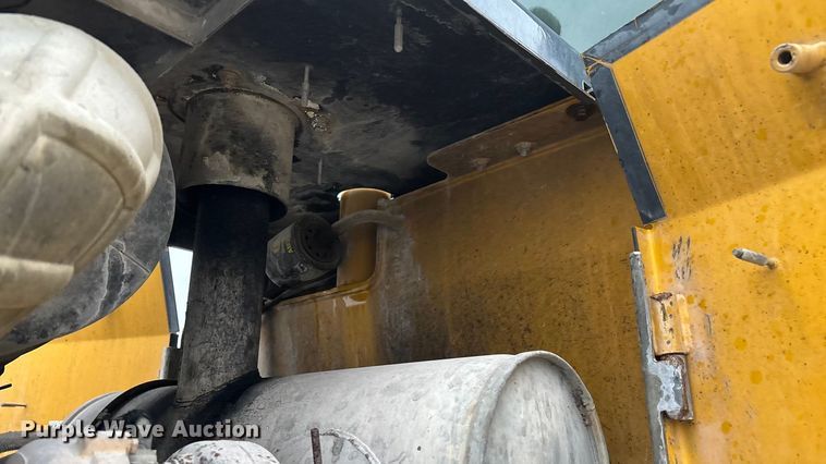 image for item EN5745 2010 John Deere 544K wheel loader