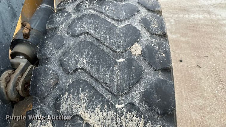 image for item EN5745 2010 John Deere 544K wheel loader