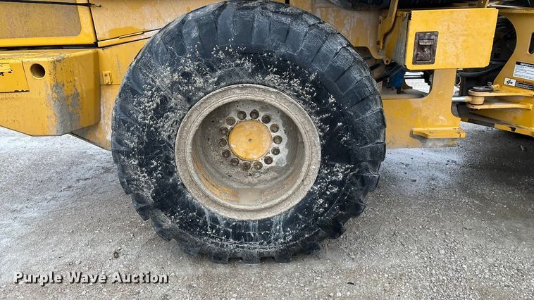 image for item EN5745 2010 John Deere 544K wheel loader