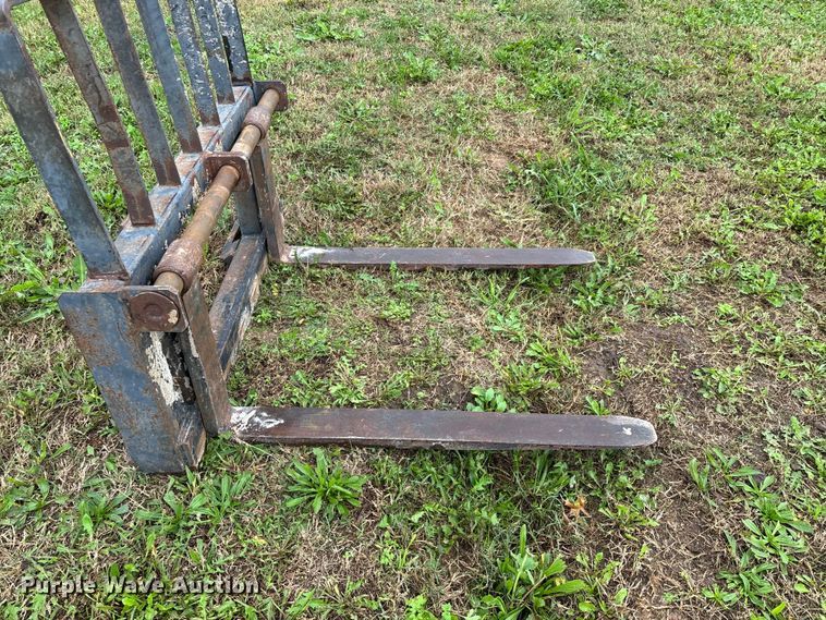 image for item EN5752 Skid steer forks