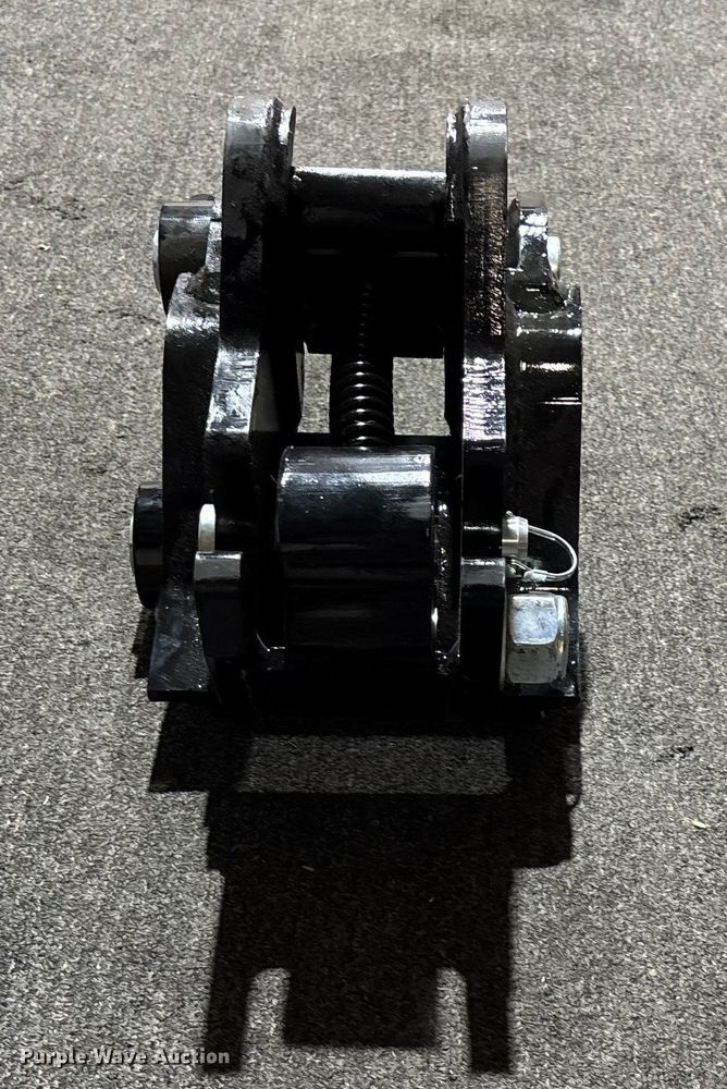 image for item EN5760 HB Attachments SY35 quick coupler