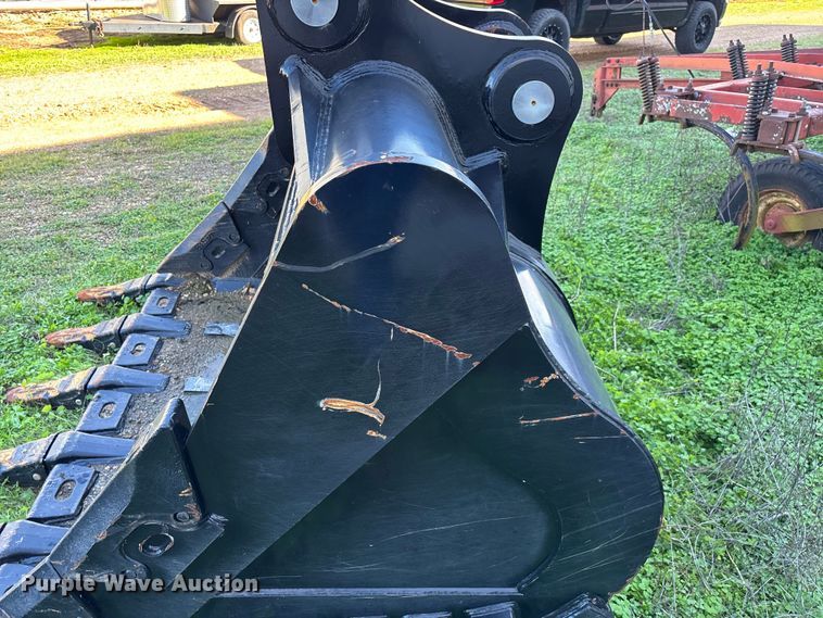 image for item EN5763 HB Attachments PC360 excavator bucket